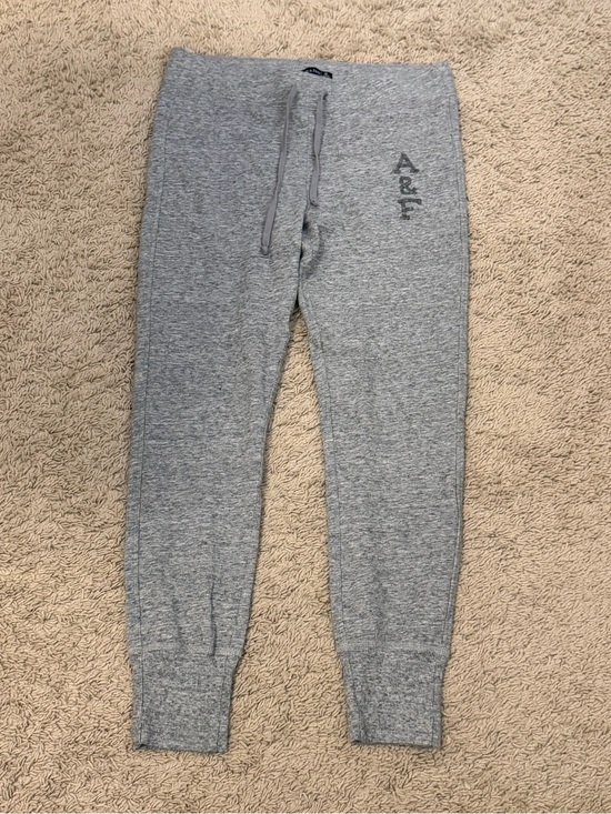 Abercrombie & Fitch Pants - Abercrombie & Fitch women’s Heather Gray Jogger Sweatpants